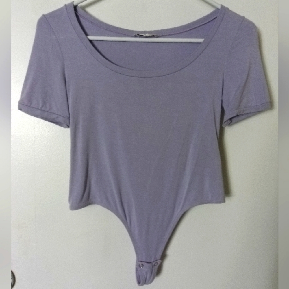 Vintage Y2K "Cosabella" super soft  bodysuit size small lavender